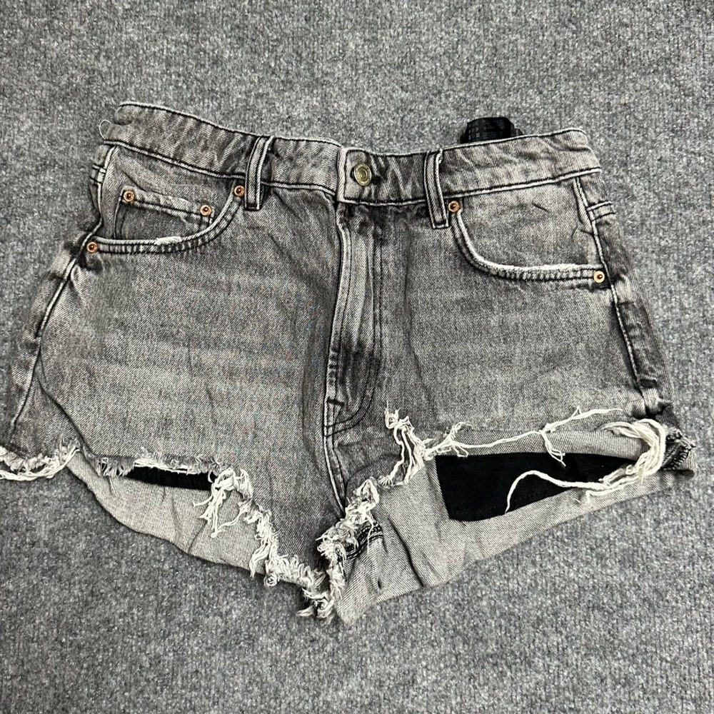 Zara Denim Shorts Womens Size 8 Gray Distressed Frayed Hem High Waisted Casual